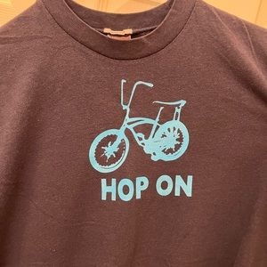 🚲 Abercrombie “Hop On” Shirt